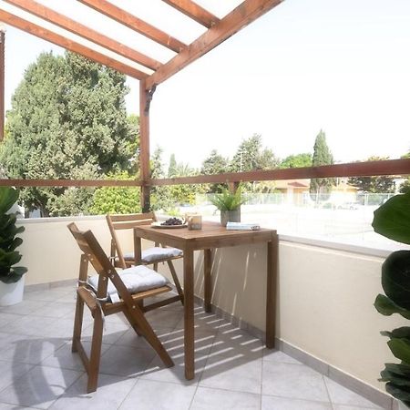 Beautiful Apartment In Harbour Paphos, Central & Close To Beach Eksteriør bilde